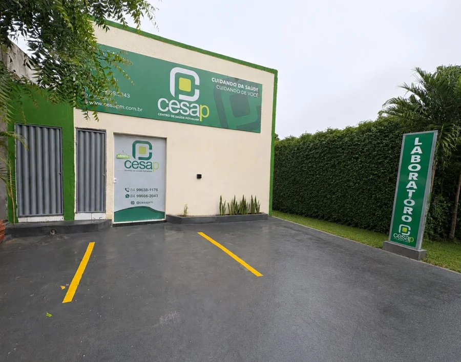 <span>Exames, consultas</span> e atendimento domiciliar com praticidade e confiança